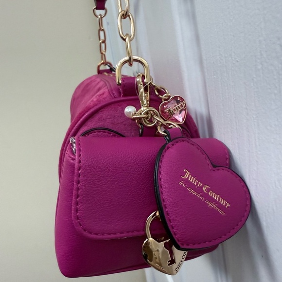 NWT Juicy Couture “Queen Couture” Pink (Raspberry) Shoulder Bag - Picture 5 of 5